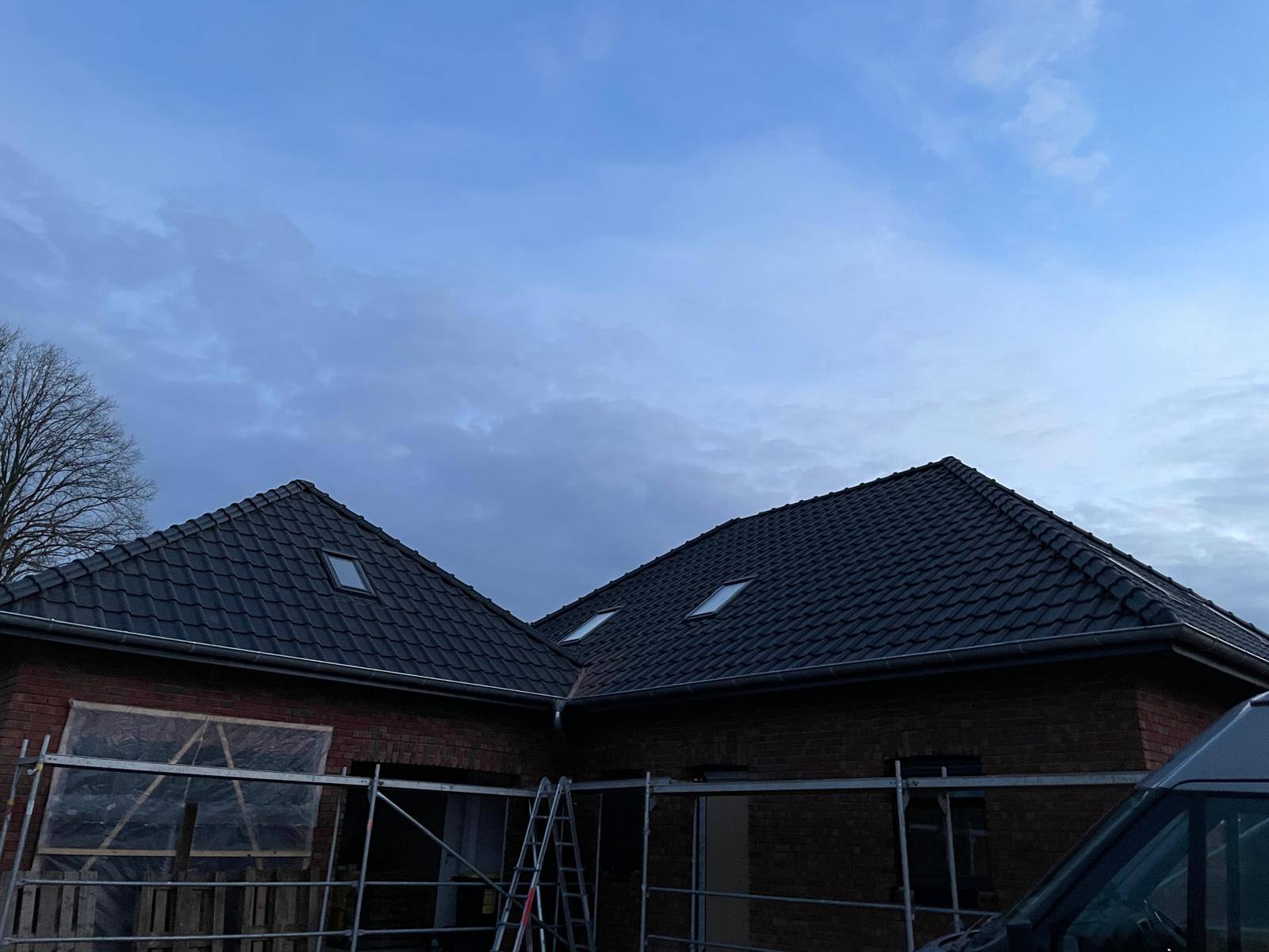Neueindeckung Doppelhaus Dachdeckerei Deerberg